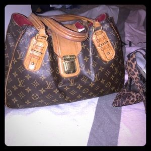 Authentic limited edition Louis Vuitton Tote